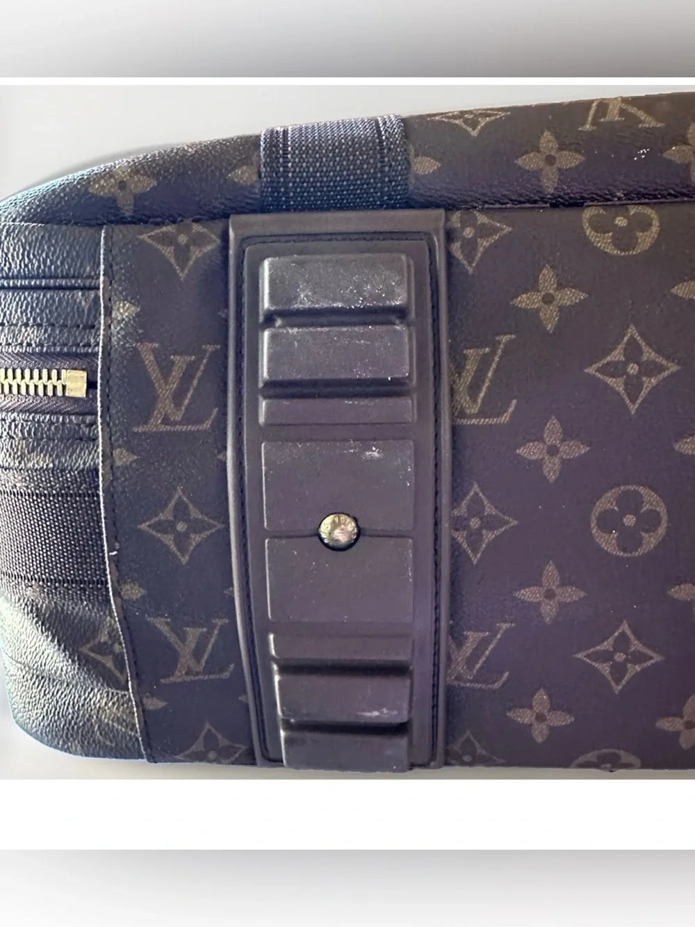 Louis Vuitton Brown Monogram Soft Case Suitcase Unisex VI0982 w/ COA